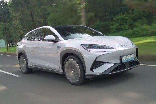 Alasan kenapa Ban Mobil Listrik Butuh Tekanan Udara yang Tinggi