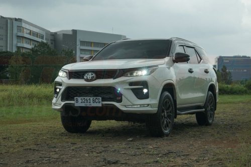 Komparasi Pajero Terbaru Vs Fortuner, Rival Terdekat Berdasarkan Spek