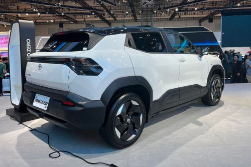 Mobil Listrik Jepang: Toyota Urban Cruiser EV vs Suzuki e-Vitara
