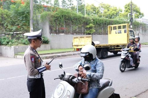Apa yang Terjadi jika Penunggak Pajak Kendaraan Tak Mampu Bayar Saat Terjaring Razia?
