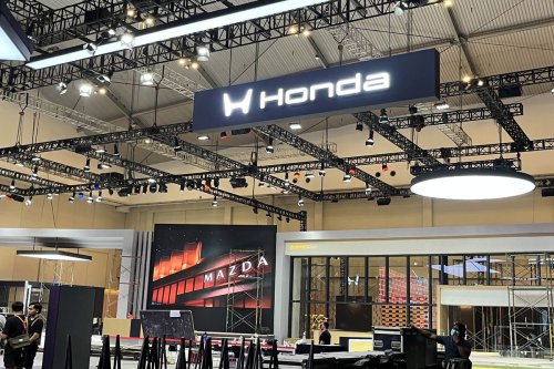 Melihat Logo Baru Honda di GIIAS 2026
