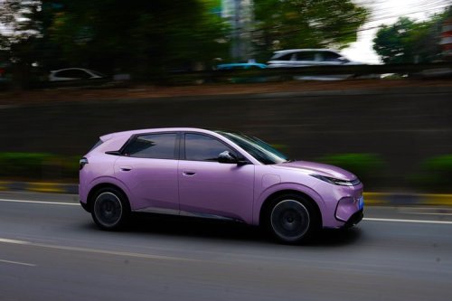 Sensasi Menyetir Mobil Listrik BAIC T1 dari Tangerang ke Bandung