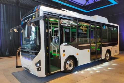 Peluncuran Bus Listrik Karoseri Laksana, Nucleus 6