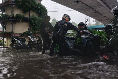 Hujan Deras di Jakarta, Sejumlah Ruas Jalan Banjir