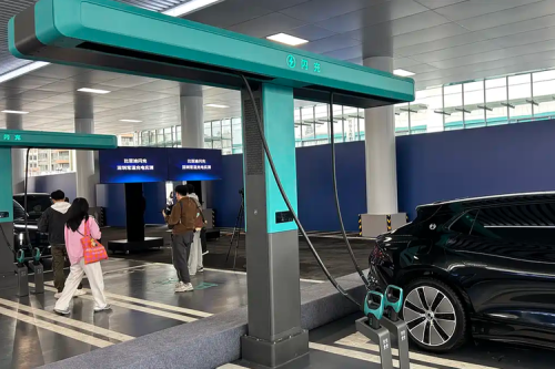 BYD, BYD Rilis Blade Battery 2.0, Cas Mobil Listrik Hitungan Menit