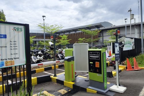 Sistem Parkir Otomatis: Keamanan vs Teknologi Tanpa Petugas