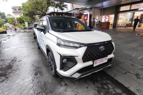 Tes Drive Toyota Veloz Hybrid Hadir di Solo