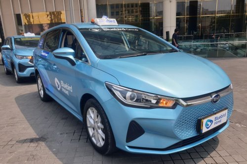 Mengenal Layanan Bluebird Prime: Taksi Premium Harga Minimalis