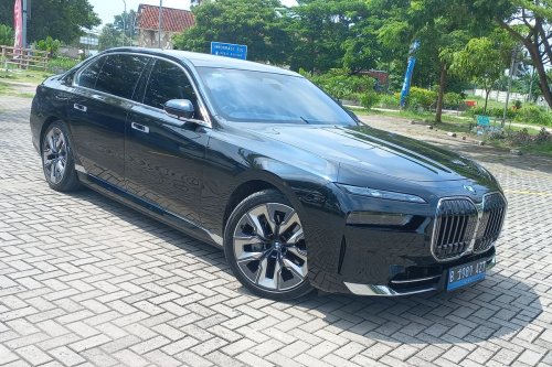 Salah Tekanan Ban Mobil Listrik Bisa Sebabkan Radial Crack