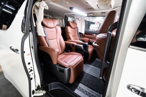 SEAT, Indoleather Bogor: Upgrade Captain Seat Dengan Legrest