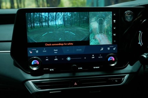 Lexus, Elegansi Lexus RX450h+, Tak Luntur Meski Sudah Berusia Dua Tahun