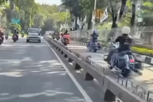 Viral, Video Rombongan Moge Terobos Jalur Transjakarta