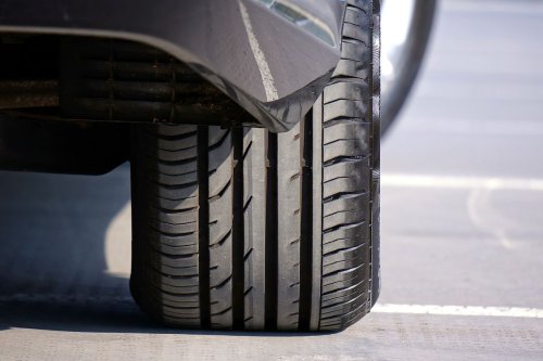 Agar Usia Ban Mobil Lebih Awet, Jangan Lupa Lakukan Rotasi