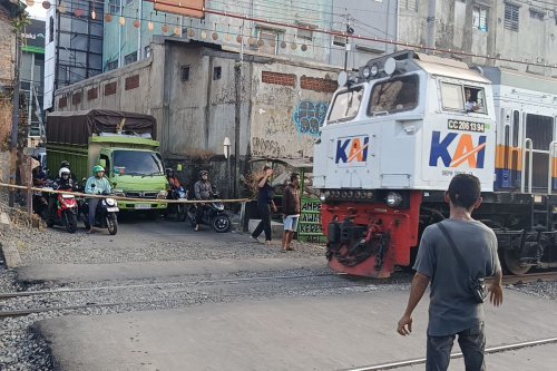 Pelintasan Sebidang Sifatnya Sementara, Harus Dibuat Flyover atau Underpass