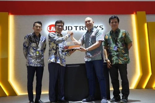 Kerja Sama Astra UD Trucks dan Patra Logistik: Solusi Pemeliharaan Truk BBM