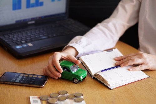 Pengesahan STNK Atas Nama Orang Lain Kini Bisa Online