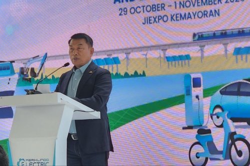 Moeldoko Kritik Kebijakan Insentif EV yang Belum Konsisten