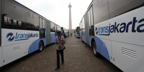 Transjakarta Mau Remajakan Bus Gandeng Pakai Bus Listrik