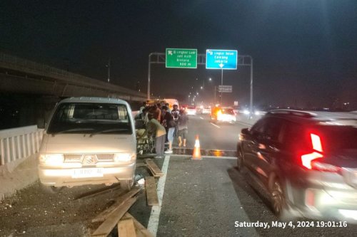 Saat Darurat di Jalan Tol, Menepi dan Nyalakan Hazard Saja Tidak Cukup