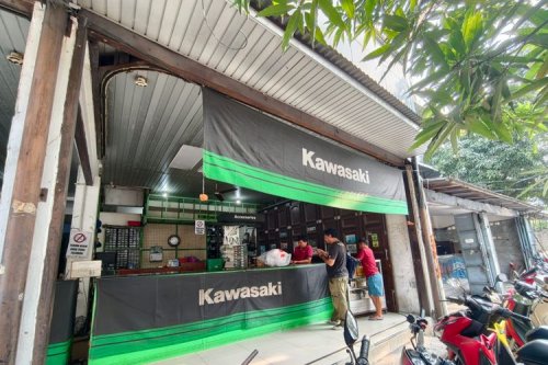 Kawasaki, Bebek Kawasaki Lawas Banyak Direstorasi, Bagaimana Suku Cadangnya?