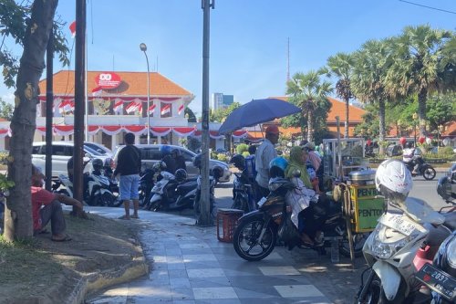 Tips Menghindari Risiko Saat Berkendara di Tengah Aksi Massa