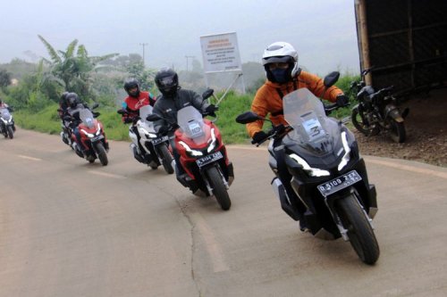 Rawan Benang Layangan di Jalan, Ini Pentingnya Balaclava dan Buff