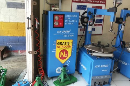 Mitos atau Fakta, Ban Mobil Berisi Nitrogen Lebih Awet?