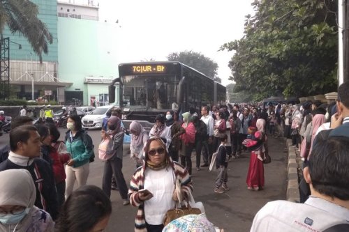 Cibubur Macet Parah, Pengguna Jalan Diimbau Cari Jalur Alternatif