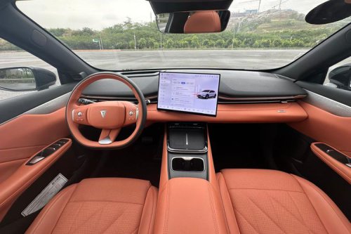 Mencoba Langsung Changan Deepal S05 REEV di Chongqing