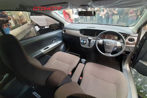 Toyota, Diskon Toyota Calya Bulan Ini Tembus Rp 13 Juta