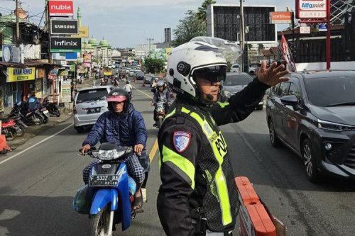 Libur Panjang, Ganjil Genap Puncak Berlaku hingga Selasa Besok