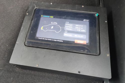 Bukan Sembarang V2L, Mobile Charging Hyundai Pakai Alat Khusus