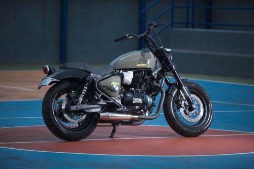 Royal Enfield Shotgun 650 Club Style Racikan Frontwheel Motors