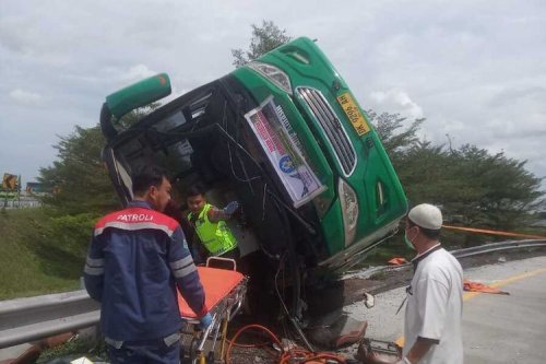 Cara Berhenti Darurat Saat Mobil Mengalami Rem Blong