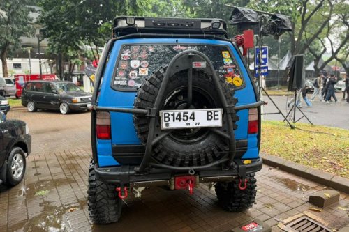 Kijang Krista Disulap Jadi Monster Off-road, Biayanya Setara Harga Zenix Hybrid