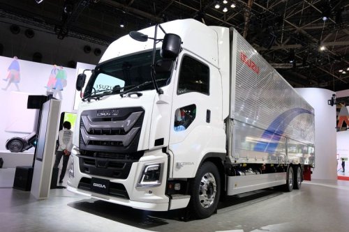 Isuzu, Isuzu Pamerkan Teknologi Masa Depan di Japan Mobility Show 2025