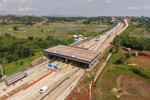 Perpanjang STNK Tanpa KTP, Gerbang Tol Sadang