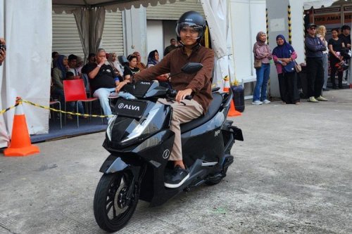 Citroën, Komparasi Motor Listrik Emotor Sprinto dengan Alva N3
