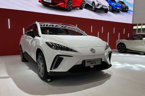 GIIAS 2025: MG 4 EV, Menapaki Jejak Mobil Listrik Inggris di Indonesia