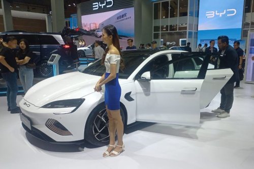 BYD, BYD Seal, Cek Harga Bekas BYD Seal, Anjlok Rp 200 Jutaan
