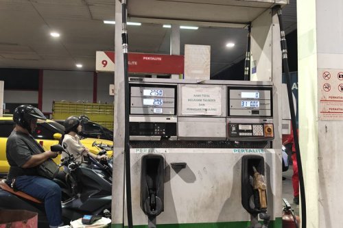 Pengguna Motor Bensin Mulai Melirik Motor Listrik?