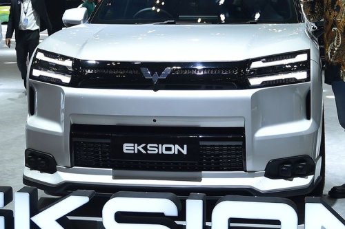 Wuling, Modifikasi Wuling Eksion: Pakai Bodykit, Pelek TE37, dan Ceper