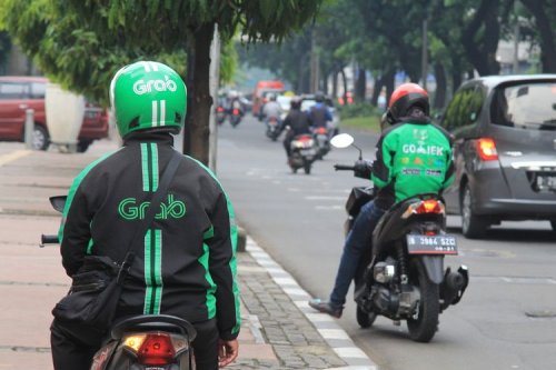Bukan Diskon, Ini Siasat Pabrikan Pangkas Harga Motor Listrik