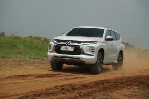 Alasan Sasis Ladder Frame Jadi Kunci Ketangguhan Mitsubishi Pajero Sport