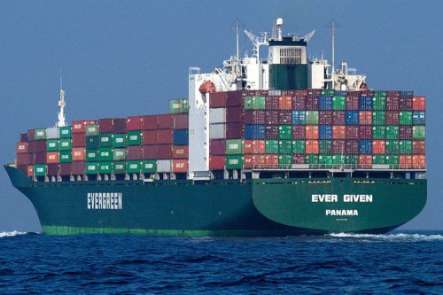 Pasar LCGC Tertekan Agustus 2025, Impor Mobil Listrik Naik Tajam