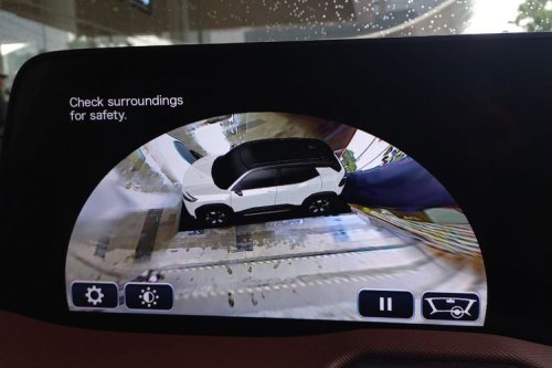 Jajal Mobil Listrik Toyota Urban Cruiser di Astra Auto Fest 2025