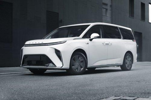 Dihantam Gelombang MPV Listrik China, VV Percaya Diri dengan ID. Buzz