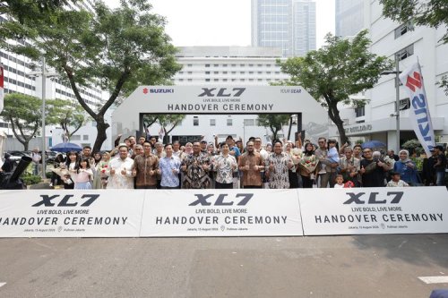 Suzuki , Suzuki XL7, Suzuki New XL7 Kantongi 1.300 SPK, Distribusi ke Konsumen Dimulai