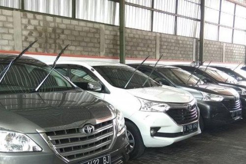 Banjir Kepung Bali di 120 Titik: Layanan Rental Mobil Ikut Terganggu