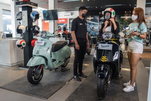Vespa dan Tren Lebaran: Penjualan Stabil Meski Hari Libur
